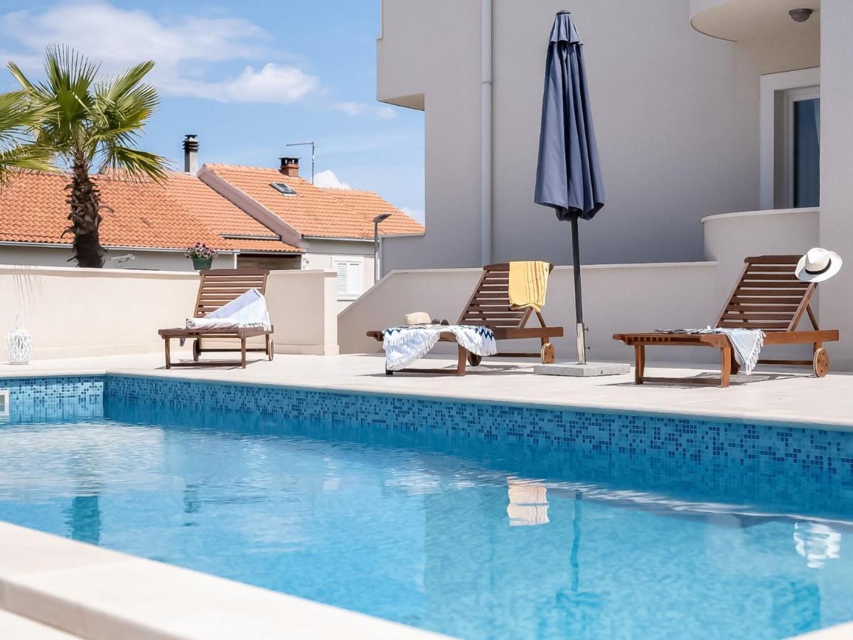 Apartment Villa 2 Pools-1 By Interhome سوتيفان المظهر الخارجي الصورة